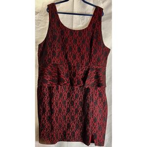 Red dress W/floral Black Lace  Ruffles Womens 26 Rebel Wilson Torrid Valentines